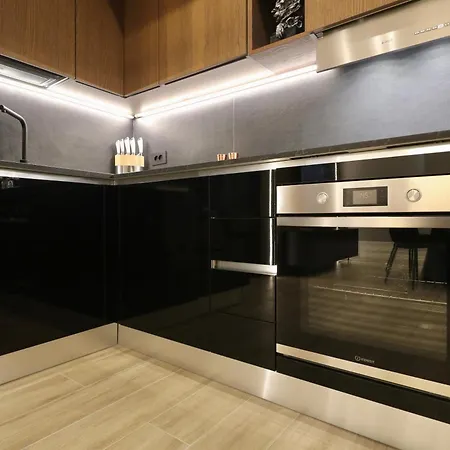 Luxurious 1br - Historical Centre - Fully Equipped & Renovated - Garibaldi#3 Daire *