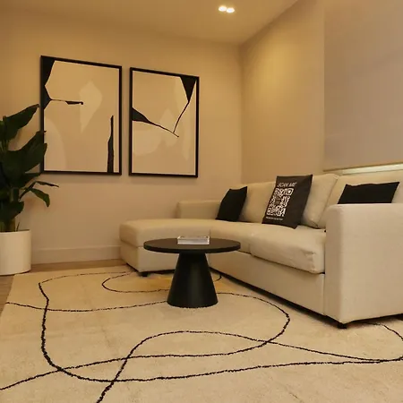 Daire Luxurious 1br - Historical Centre - Fully Equipped & Renovated - Garibaldi#3 Olbia