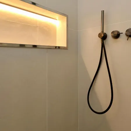 Daire Luxurious 1br - Historical Centre - Fully Equipped & Renovated - Garibaldi#3 *