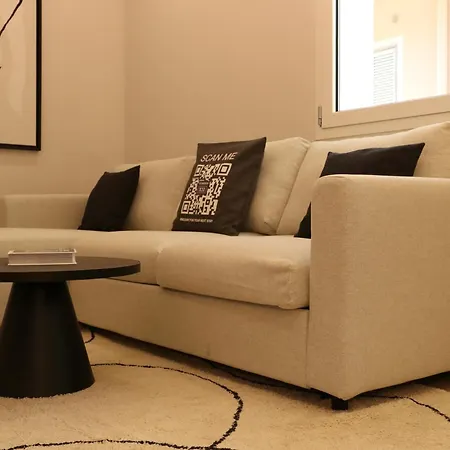 Daire Luxurious 1br - Historical Centre - Fully Equipped & Renovated - Garibaldi#3 Olbia