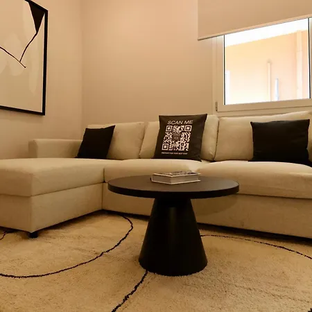 Daire Luxurious 1br - Historical Centre - Fully Equipped & Renovated - Garibaldi#3