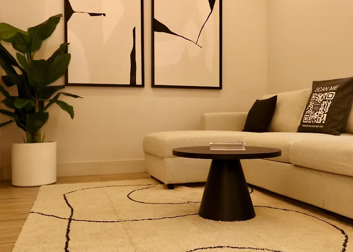 Luxurious 1br - Historical Centre - Fully Equipped & Renovated - Garibaldi#3 Apartament