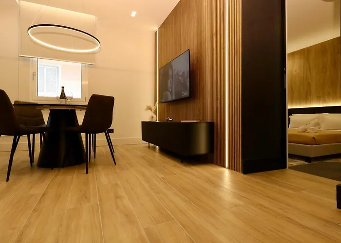 Luxurious 1br - Historical Centre - Fully Equipped & Renovated - Garibaldi#3 Apartament *