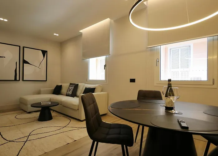 Apartament Luxurious 1br - Historical Centre - Fully Equipped & Renovated - Garibaldi#3 Olbia